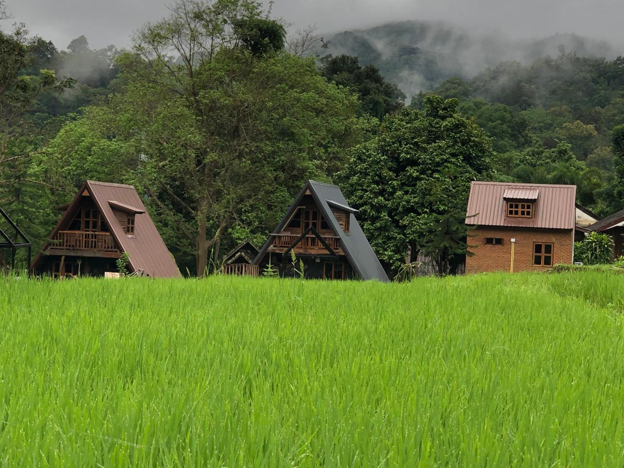 Ban Kaew Mo Ra Glamping & Restaurant Hotel Pang Mapha Exterior photo