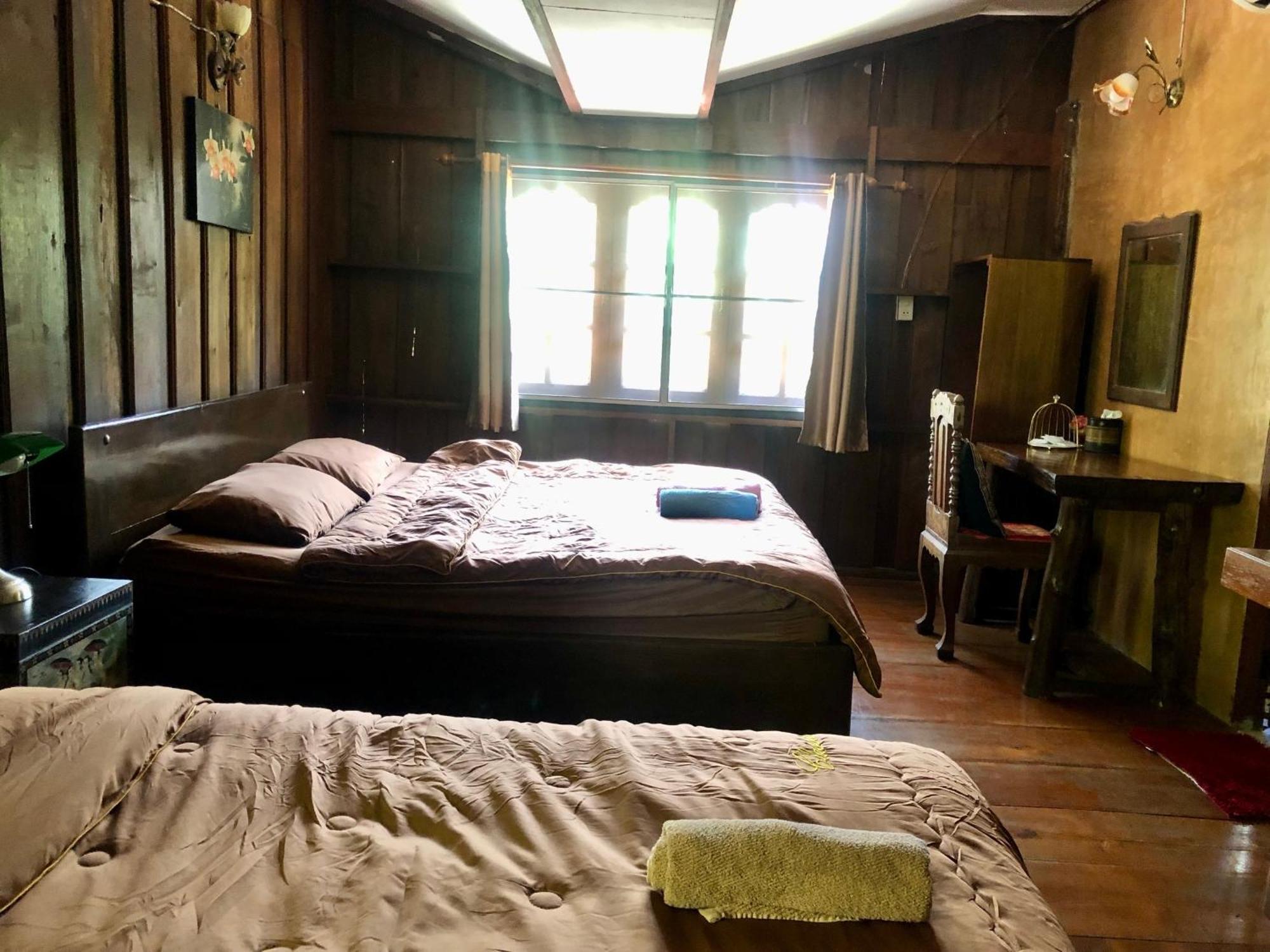 Ban Kaew Mo Ra Glamping & Restaurant Hotel Pang Mapha Exterior photo