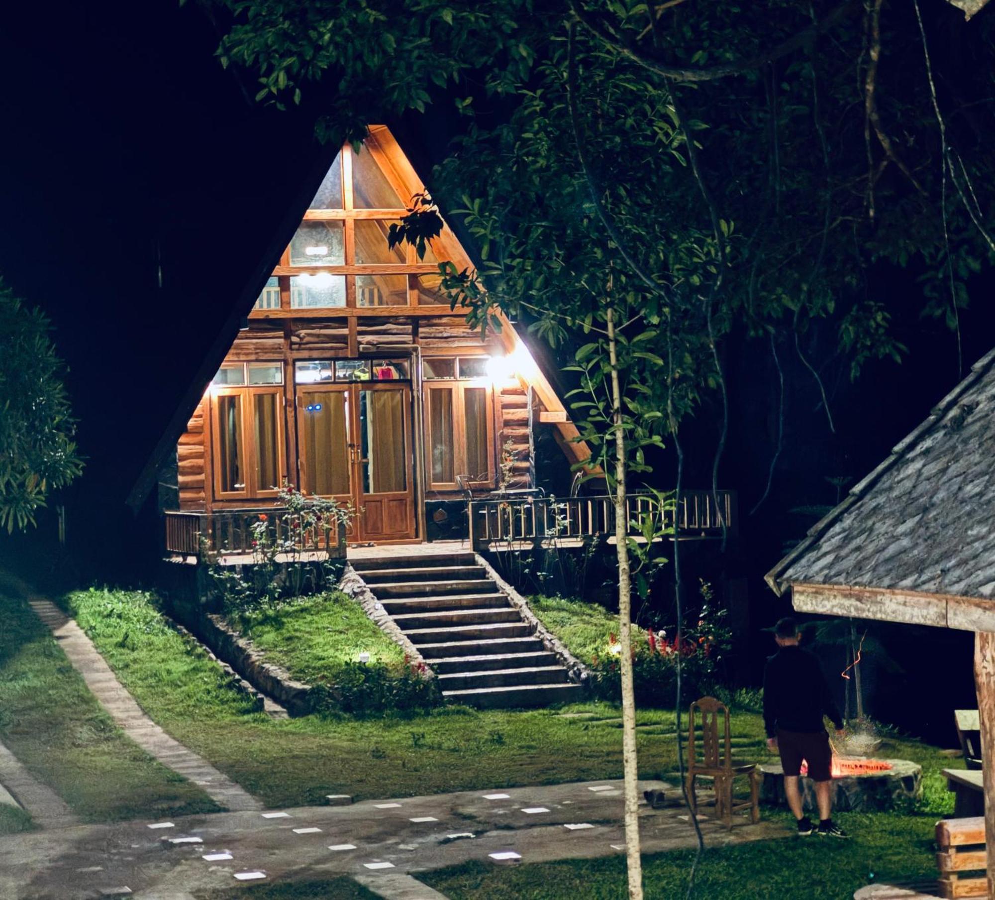 Ban Kaew Mo Ra Glamping & Restaurant Hotel Pang Mapha Exterior photo