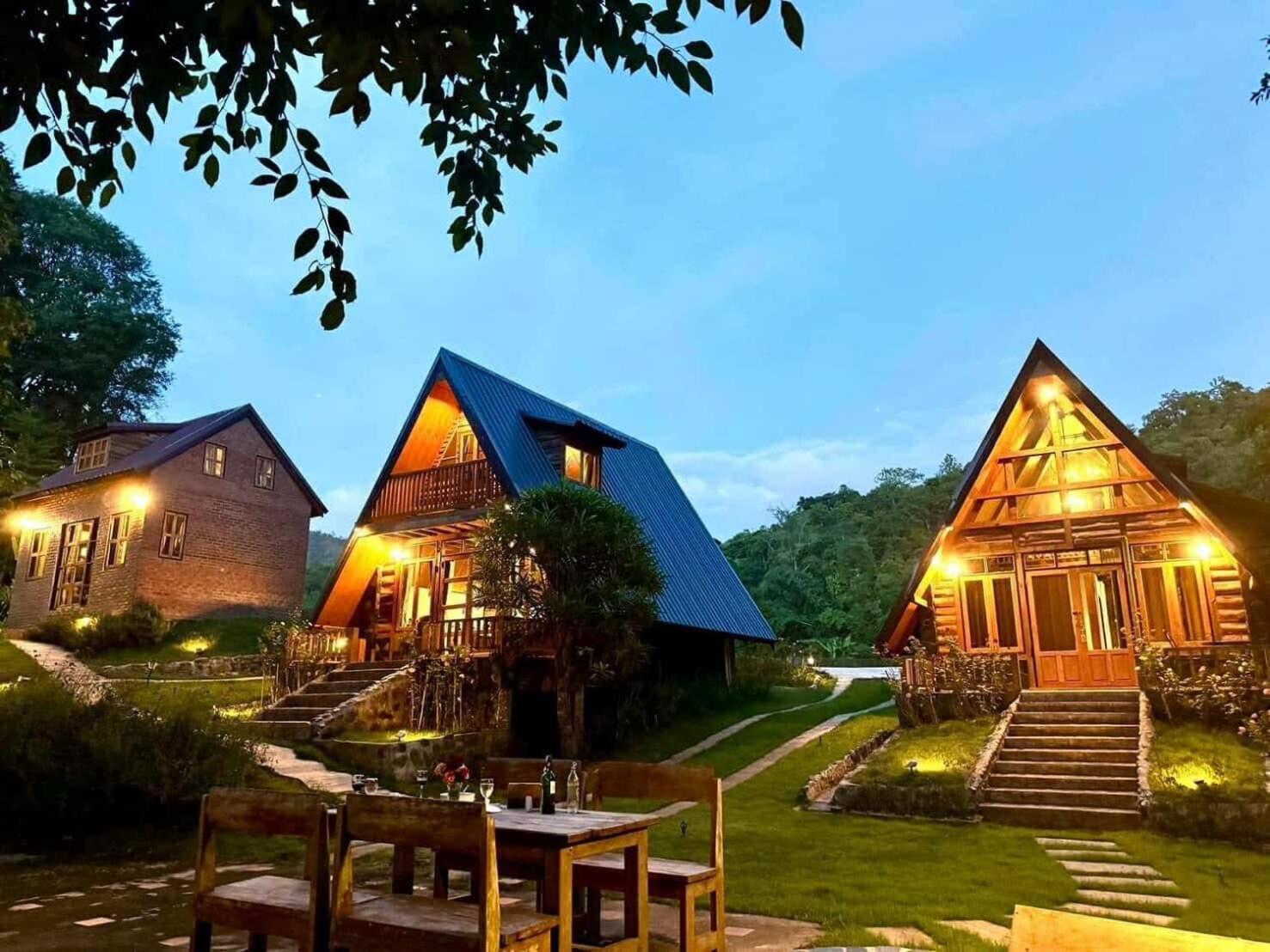 Ban Kaew Mo Ra Glamping & Restaurant Hotel Pang Mapha Exterior photo